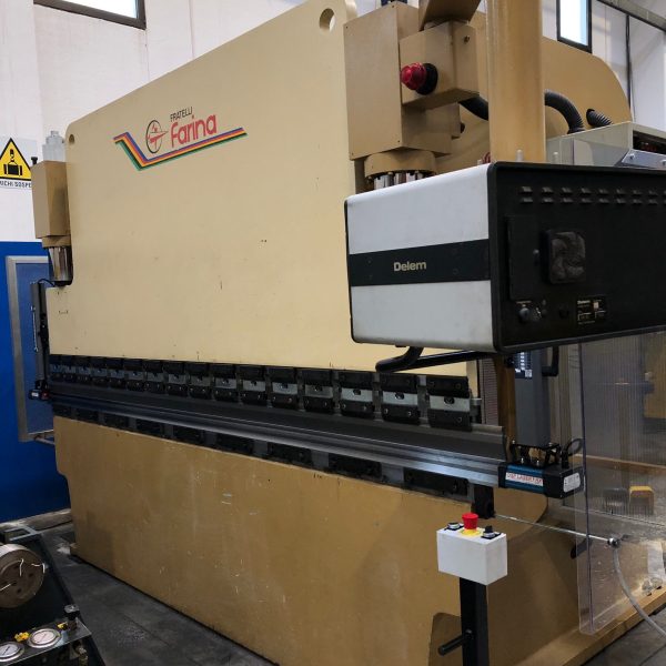 PRESSA PIEGATRICE FARINA USATA