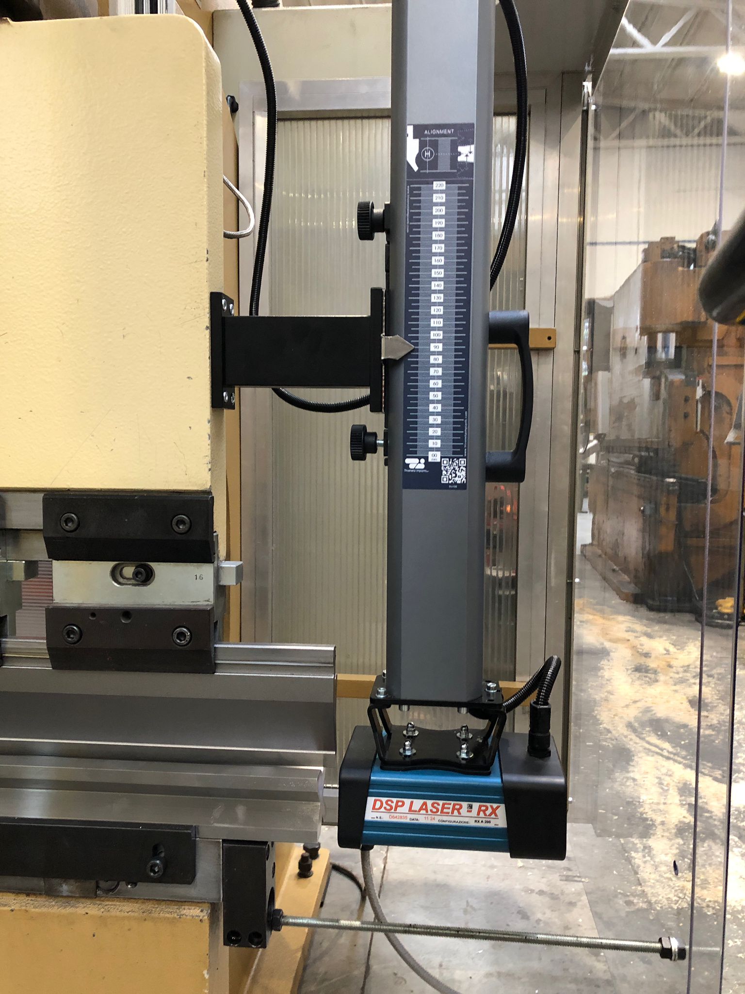 PRESSA PIEGATRICE "F.LLI FARINA" USATA 3 PRESSA PIEGATRICE "F.LLI FARINA" USATA - immagine 3