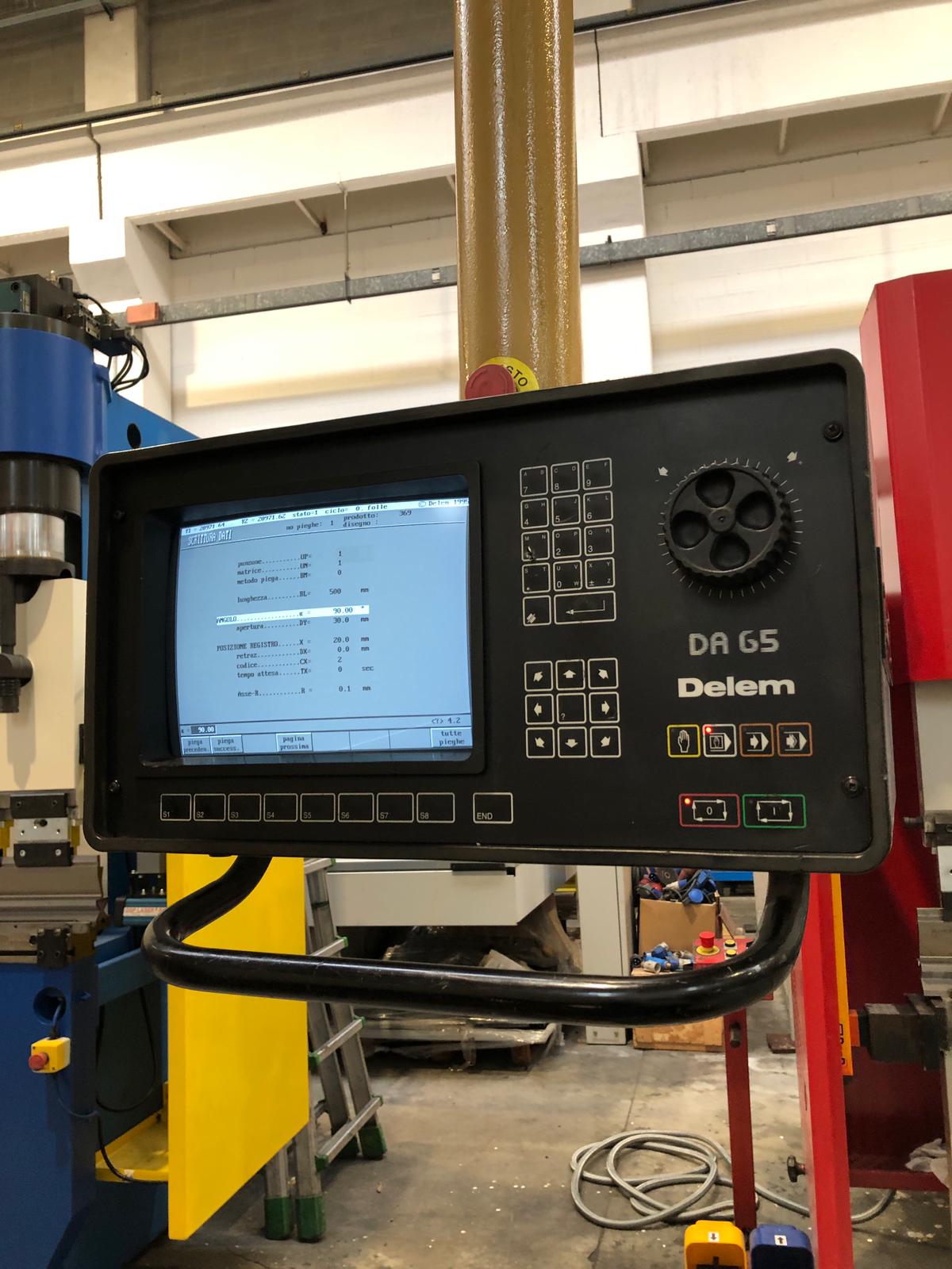 PRESSA PIEGATRICE "F.LLI FARINA" USATA 4 PRESSA PIEGATRICE "F.LLI FARINA" USATA - immagine 4