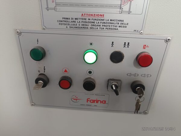 PRESSA PIEGATRICE FARINA USATA