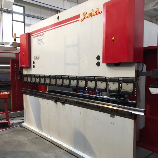 Presse piegatrici 20 PRESSA PIEGATRICE BAYKAL