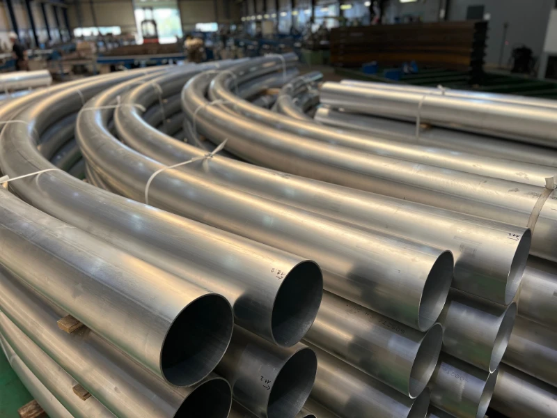 macchine-utensili-industriali-per-la-curvatura-della-lamiera