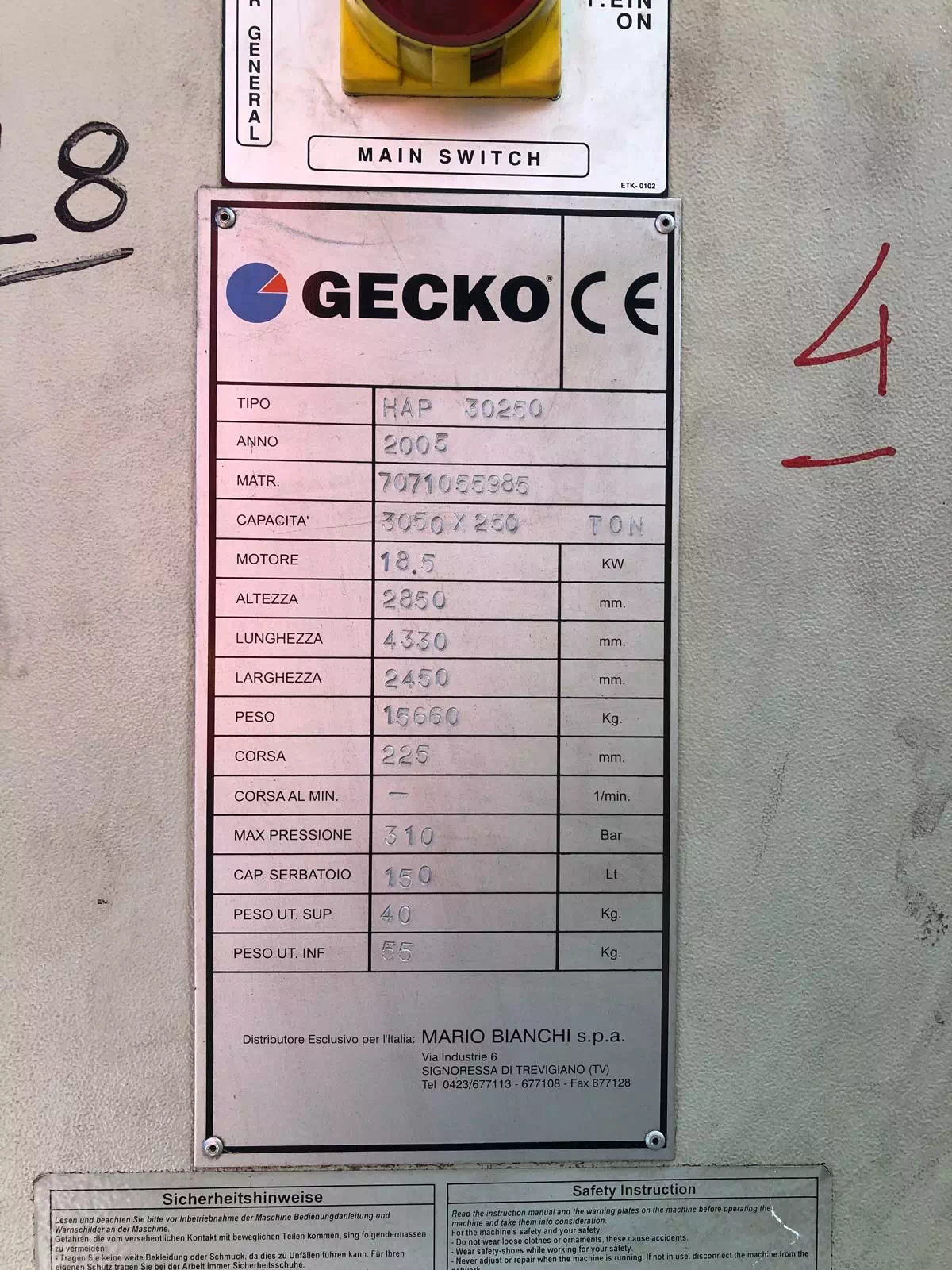 PRESSA-PIEGATRIE-GECKO-USATA-4