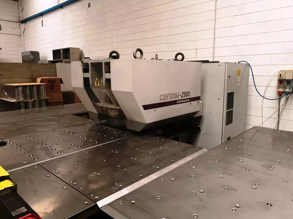 PUNZONATRICE-A-TORRETTA-USATA-USED-PUNCHING-MACHINE