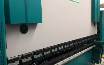 PRESSA PIEGATRICE IDRAULICA “ITALTEC-FARINA” USATA